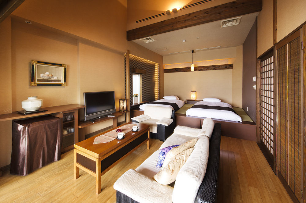 Hotel Ofutei Fukuyama Bagian luar foto