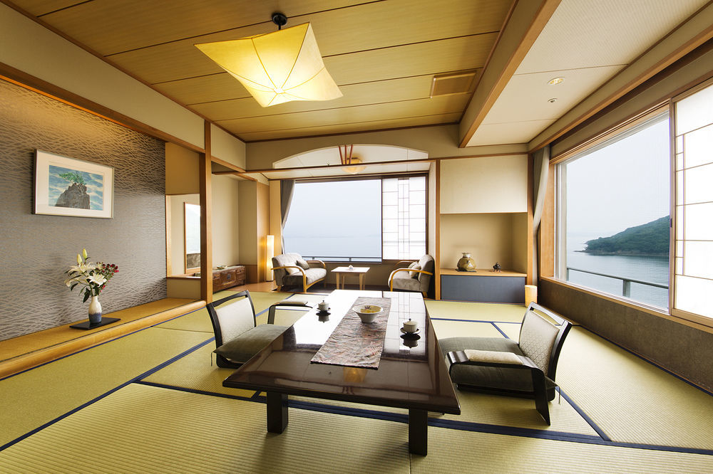 Hotel Ofutei Fukuyama Bagian luar foto