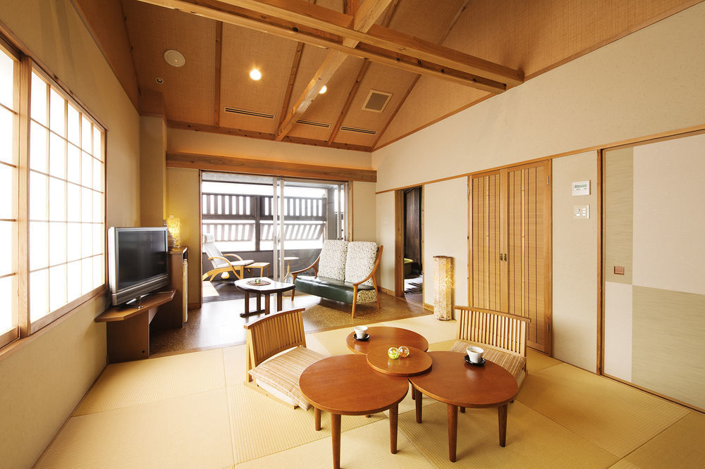 Hotel Ofutei Fukuyama Bagian luar foto