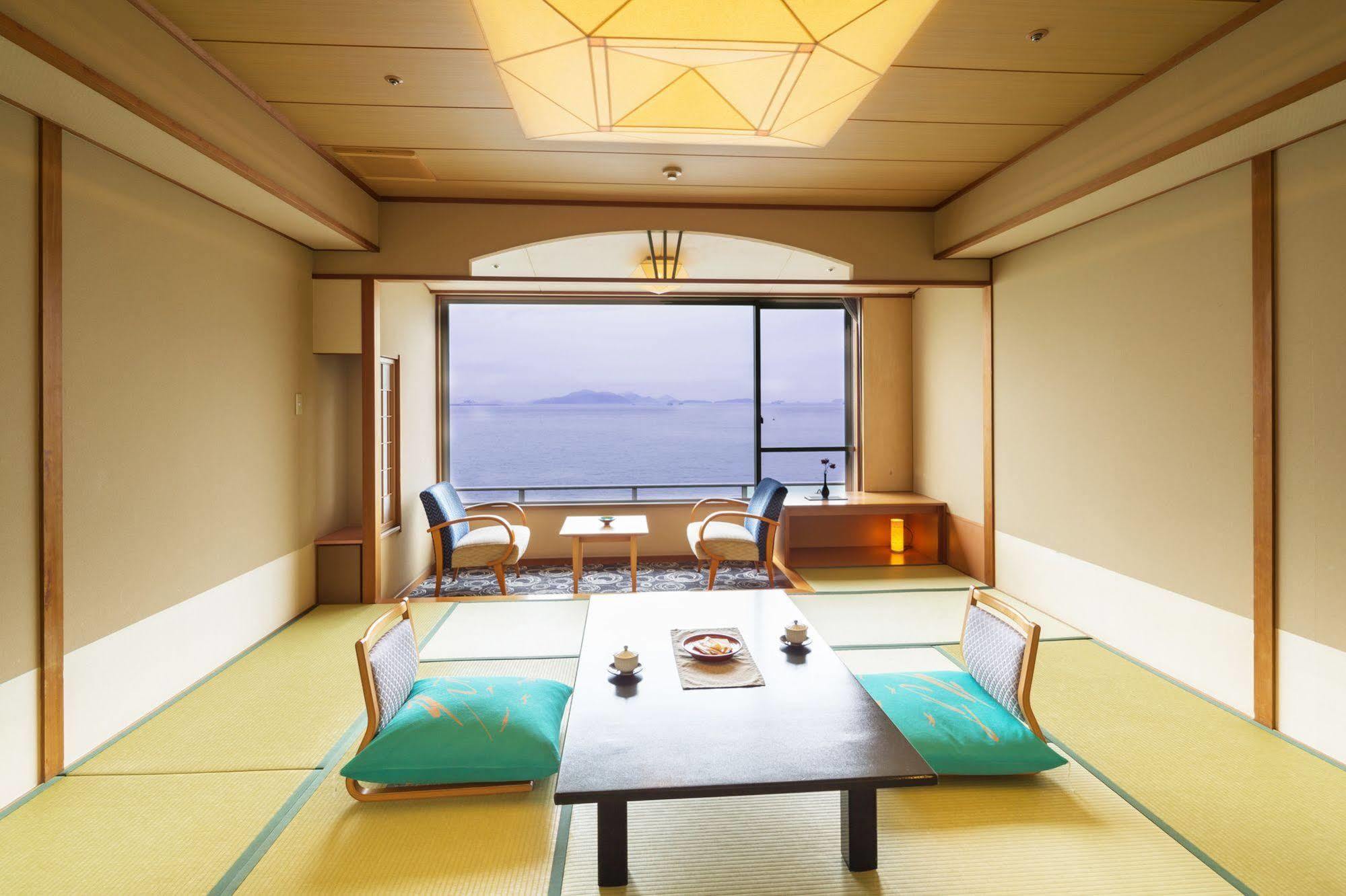 Hotel Ofutei Fukuyama Bagian luar foto