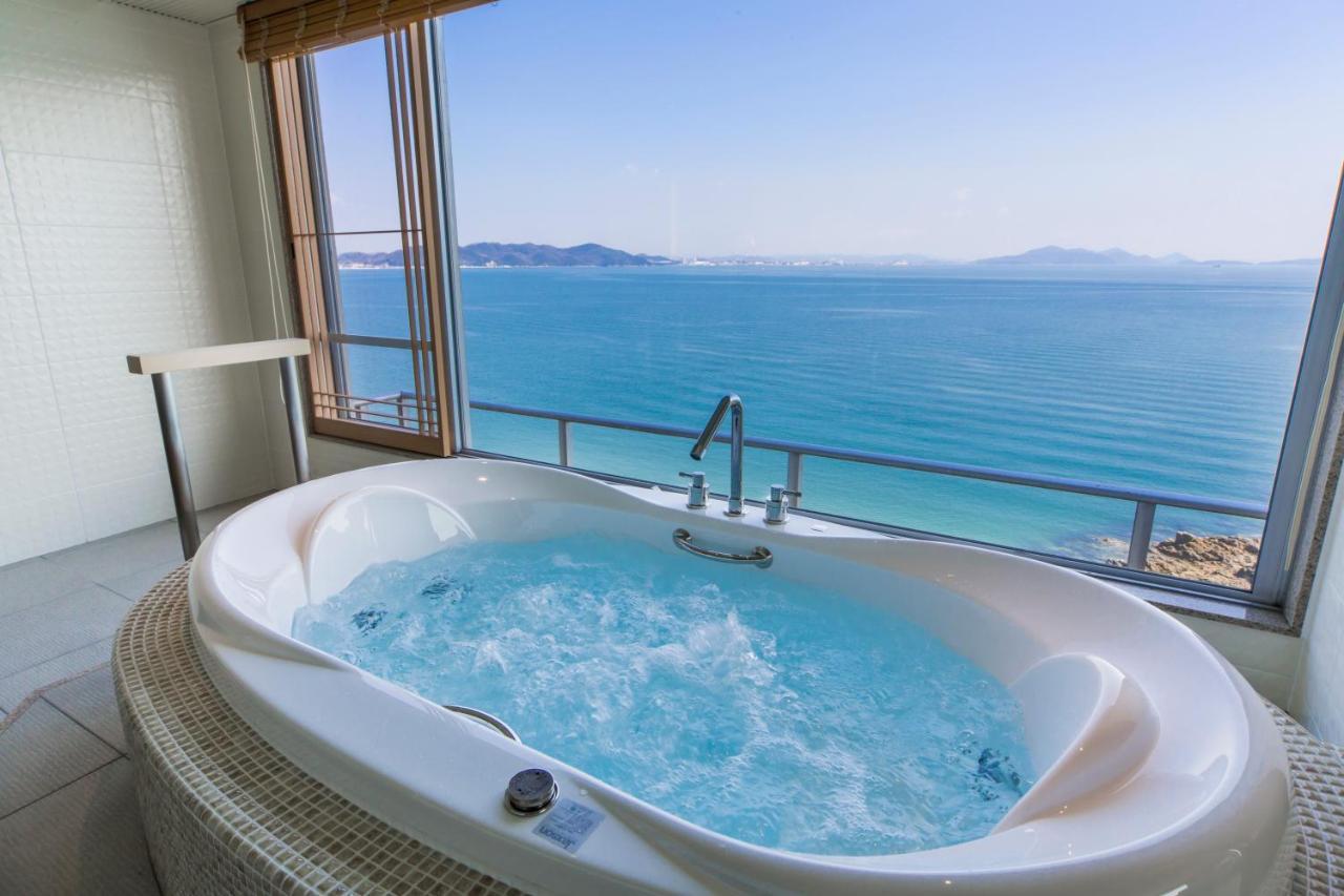 Hotel Ofutei Fukuyama Bagian luar foto