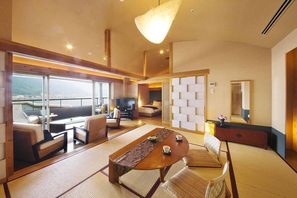 Hotel Ofutei Fukuyama Bagian luar foto